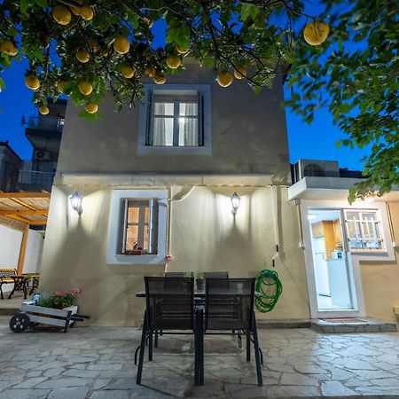 Spacious Home With Yard, Mytilene Lesvos Exterior photo